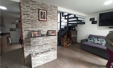 ACSI 1227. Casa en Venta en Mosquera, Palo Alto