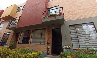 ACSI 1227. Casa en Venta en Mosquera, Palo Alto