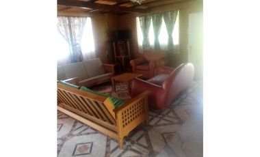 SE VENDE HERMOSA CASA CAMPESTE CON MUELLE PRIVADO