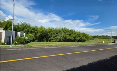 VENTA LOTE ESQUINERO EN CONDOMINIO EN MALABAR CERRITOS PEREIRA