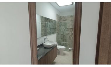 Vendo casa en la mesa en planos