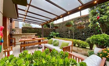 SE ARRIENDA CASA EN HACIENDA FONTANAR