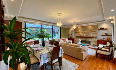 SE ARRIENDA CASA EN HACIENDA FONTANAR