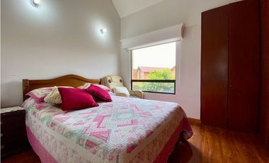 SE ARRIENDA CASA EN HACIENDA FONTANAR