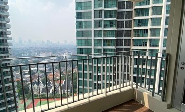 DISEWAKAN 3 beds APARTMENT KEMANG JAKARTA SELATAN