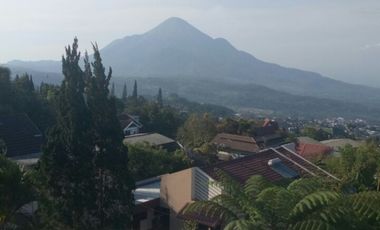 DiJual Villa Tretes Dengan View Menakjubkan Pagi - Malam Pasuruan.