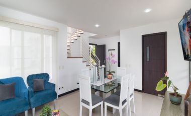 OPORTUNIDAD Venta Hermosa Casa Campestre en Jamundí