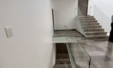 Bonita casa en venta en Lomas de Vallescondido