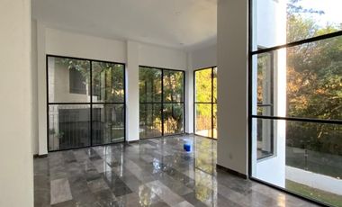 Bonita casa en venta en Lomas de Vallescondido