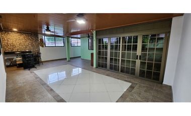 Venta de Casa en Juan Díaz, Santa Clara