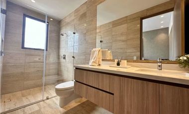 VENTA CASA SANTA MARIA ACABADOS DE LUJO 4 y 3 RECAMARAS THE WOODS MLD