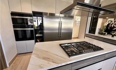 VENTA CASA SANTA MARIA ACABADOS DE LUJO 4 y 3 RECAMARAS THE WOODS MLD