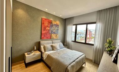 VENTA CASA SANTA MARIA ACABADOS DE LUJO 4 y 3 RECAMARAS THE WOODS MLD