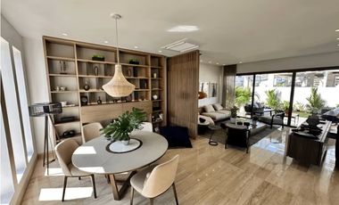 VENTA CASA SANTA MARIA ACABADOS DE LUJO 4 y 3 RECAMARAS THE WOODS MLD