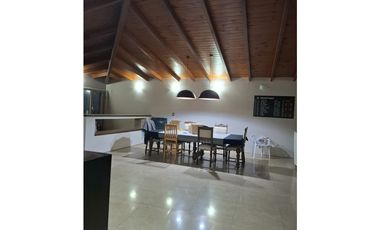 Se Alquila Casa de Categoria