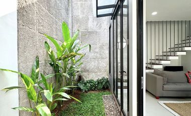 Rumah minimalis modern townhouse selangkah ke tol andara