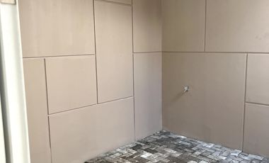 Disewakan Rumah Kosongan Green Puri, Ukuran 8x15 m², Harga Bersahabat