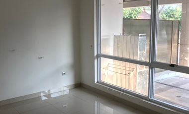 Disewakan Rumah Kosongan Green Puri, Ukuran 8x15 m², Harga Bersahabat