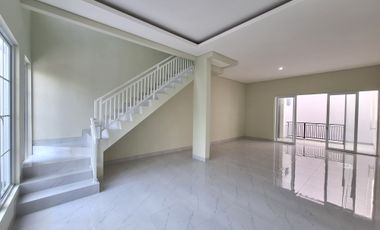 Harga Murah Rumah Brand New 3 Lantai di Gading Residence Kelapa Gading