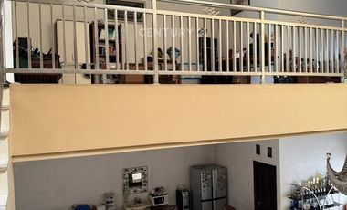 RUMAH BESAR DEKAT 3 KAMPUS DI JATIWARINGIN, PONDOK GEDE. (9077)