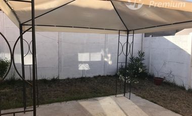 Casa en Venta en Gran Oportunidad de adquirir Hermosa casa en la arboleda sector el milagro 3dormitorios 3 baños, cocina tradicional amoblada.