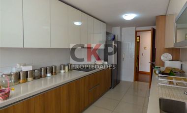 Departamento en Venta en Avda Cristóbal Colón / Avenida Manquehue