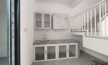 DI JUAL RUMAH 2 LANTAI DEKAT STASIUN SAWAH BESAR JAKARTA PUSAT