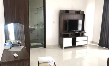 Rumah 2lt 10x22 220m 4KT Cluster Palm Spring JGC Jakarta Garden City