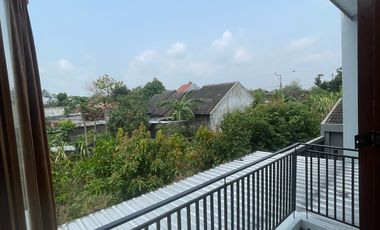 Rumah dijual Maguwo Jogja beserta isiannya, Harga Nego