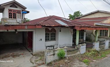 Rumah di gobah tengah kota pekanbaru  dekat LP
