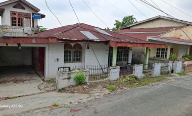 Rumah di gobah tengah kota pekanbaru  dekat LP