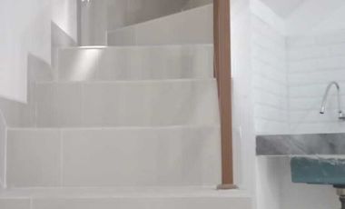 DI JUAL RUMAH 2 LANTAI  DEKAT STASIUN SAWAH BESAR JAKARTA PUSAT