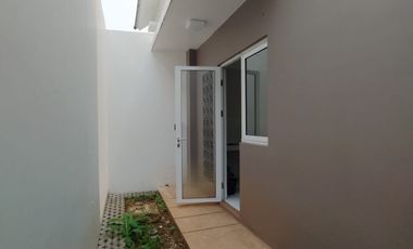 DIJUAL  CEPAT RUMAH  SIAP HUNI 2 KAMAR  DI SUMMARECON BANDUNG