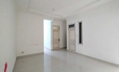 Rumah Siap Huni Pondasi 2Lantai Dlm Komplek di Tl Iskandar Dkt Stasiun