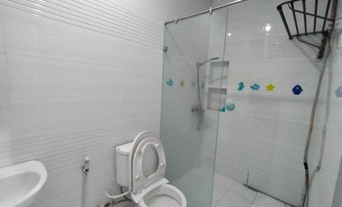 Rumah Siap Huni Pondasi 2Lantai Dlm Komplek di Tl Iskandar Dkt Stasiun