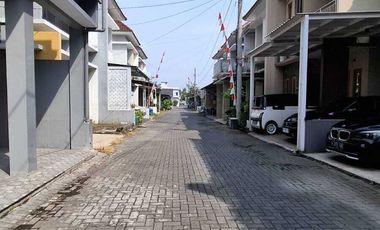 Jual Rumah murah 2 lantai dekat Blok O banguntapan bantul yogyakarta