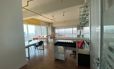 Strategis Jual Office Space Premium Akses ke Tol & Transjakarta, Stasiun Palmerah Dekat ke Mall Central Park, Kampus Office di Grand Slipi TowerHuni
