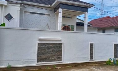 Dijual Rumah Siap Huni – Baru Renovasi, Lokasi Strategis