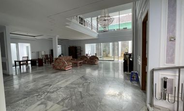 Rumah Lux di Bali, Denpasar tengah, lokasi strategis, bebas banjir