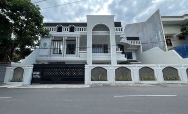 Rumah Lux di Bali, Denpasar tengah, lokasi strategis, bebas banjir