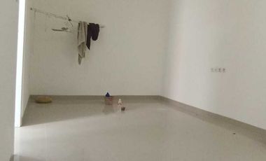 Rumah Murah 2 Lantai SHM di Pramuka sari Jakpus