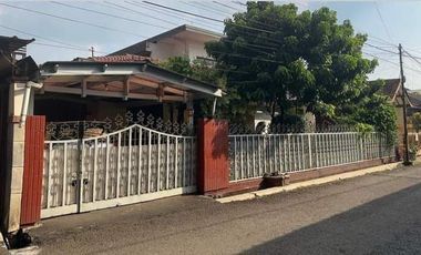 Dijual Rumah Murah 2 Lantai di Pusat Kota Bandung