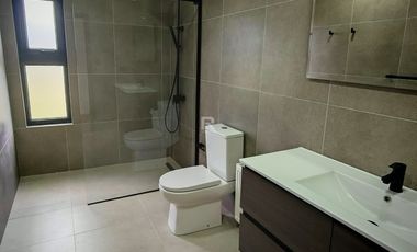 ESPLENDIDA CASA NUEVA EN GRANEROS DE CHAMIZA