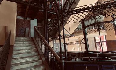 IMPORTANTE ESQUINA EN ALQUILER - monserrat - gran cocina - 720m2