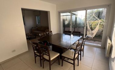 Casa en  B° Dalvian