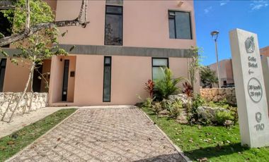 TOWNHOUSE EN VENTA 3 RECAMARAS 2 BAÑOS EN TAO EDENA TULUM