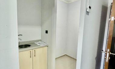 ESPACIOSA OFICINA CON ESTACIONAMIENTO