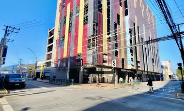 ESPACIOSA OFICINA CON ESTACIONAMIENTO