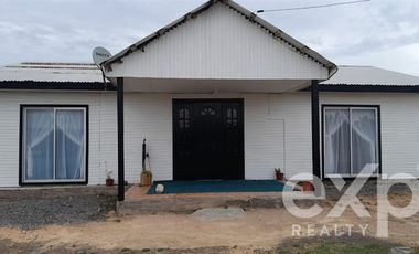 Casa en Venta en Vende casa 156m2 L8 Marchigue