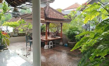 For sale rumah etnik bali 2lt 265m2 cekomaria peguyangan jl5mtr aspal